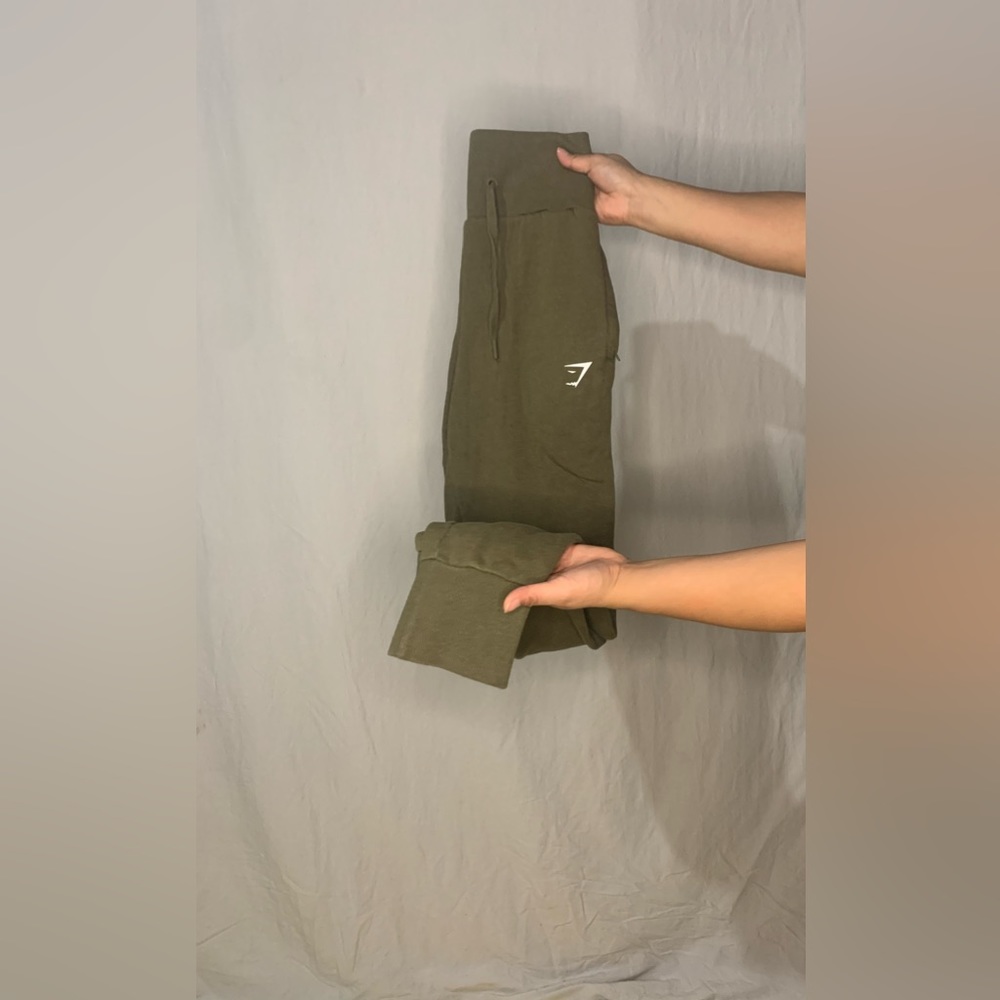 GYMSHARK Joggers